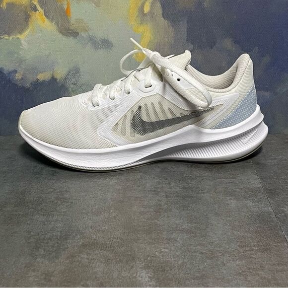 Nike Downshifter 10 CI9984-100 Women's White/Metallic Silver Running Shoe Size 7 - Picture 15 of 16